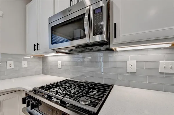 $599,900 | 5525 Summer Creek Court, Sugar Hill, GA 30518