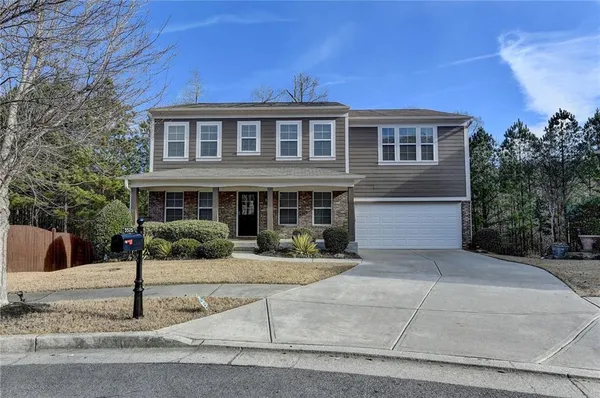 $599,900 | 5525 Summer Creek Court, Sugar Hill, GA 30518