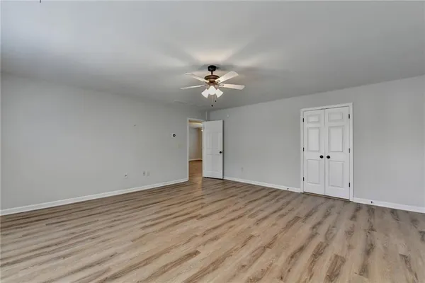 $599,900 | 5525 Summer Creek Court, Sugar Hill, GA 30518