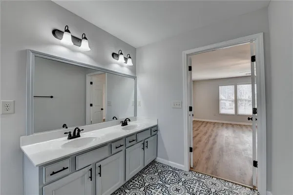 $599,900 | 5525 Summer Creek Court, Sugar Hill, GA 30518