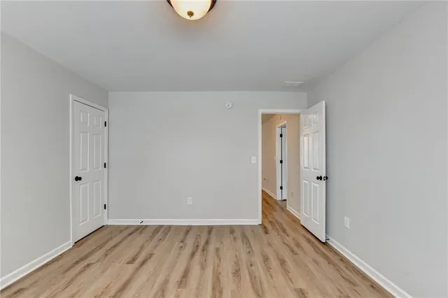 $599,900 | 5525 Summer Creek Court, Sugar Hill, GA 30518