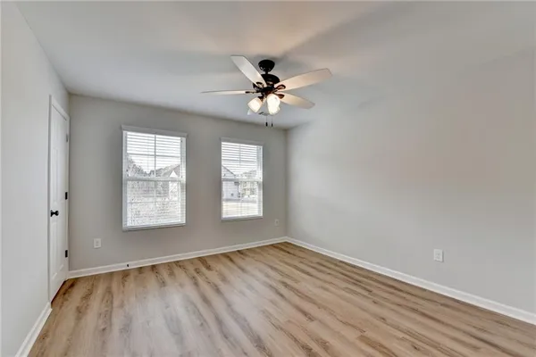 $599,900 | 5525 Summer Creek Court, Sugar Hill, GA 30518