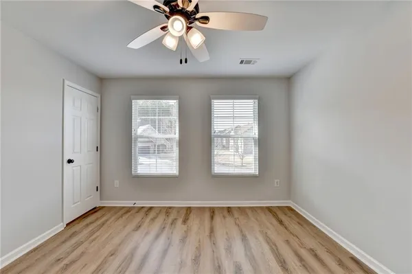 $599,900 | 5525 Summer Creek Court, Sugar Hill, GA 30518