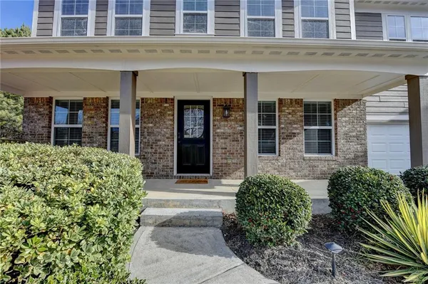 $599,900 | 5525 Summer Creek Court, Sugar Hill, GA 30518