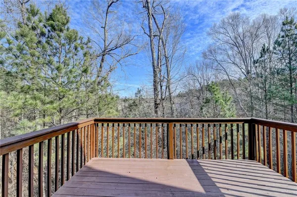 $599,900 | 5525 Summer Creek Court, Sugar Hill, GA 30518