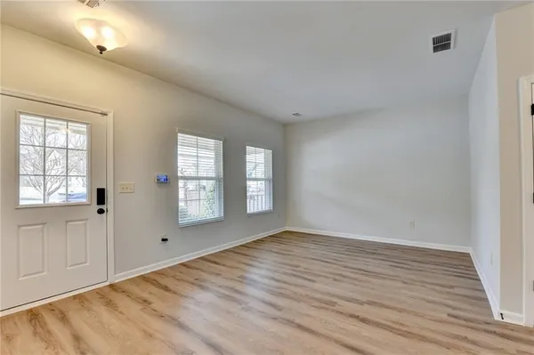 $599,900 | 5525 Summer Creek Court, Sugar Hill, GA 30518