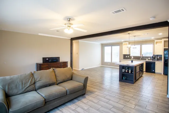 $549,000 | 3882 Dry Creek Road, Lockhart, TX 78644