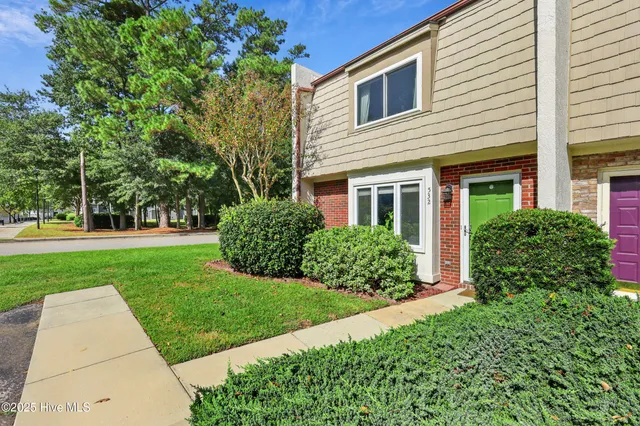 $249,900 | 532 Cobblestone Drive, Wilmington, NC 28405