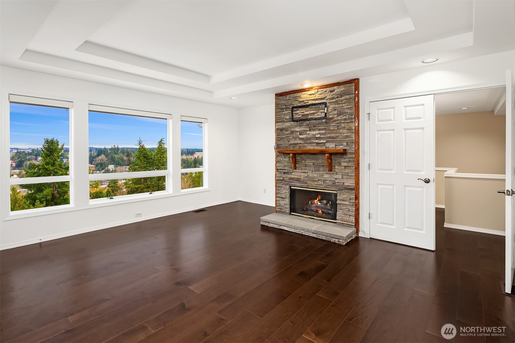 9610 Southeast 7th Street Bellevue, WA 98004 - Photo 20 of 33