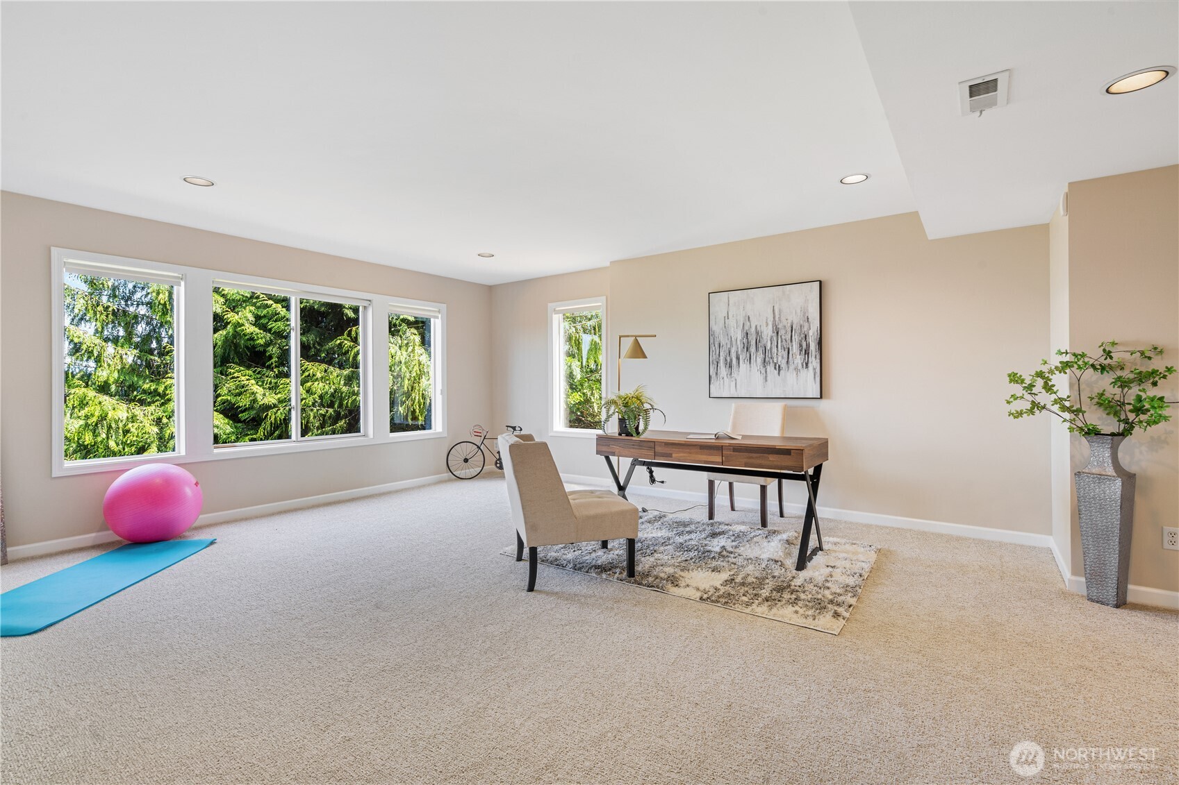 9610 Southeast 7th Street Bellevue, WA 98004 - Photo 27 of 33