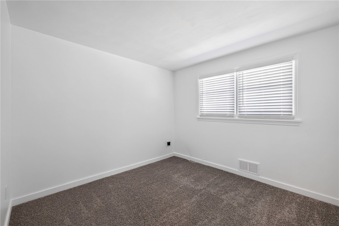 83 Valley Street Rochester, NY 14612 - Photo 18 of 28 Gallery Image 18