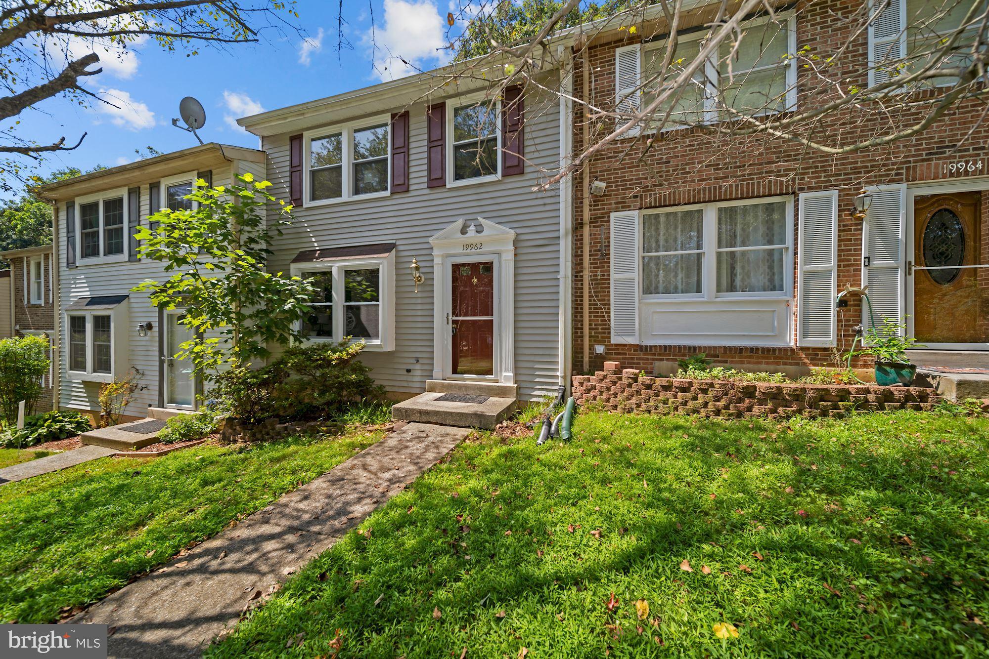 19962 Apple Ridge Place Gaithersburg, MD 20886 - Photo 2 of 31