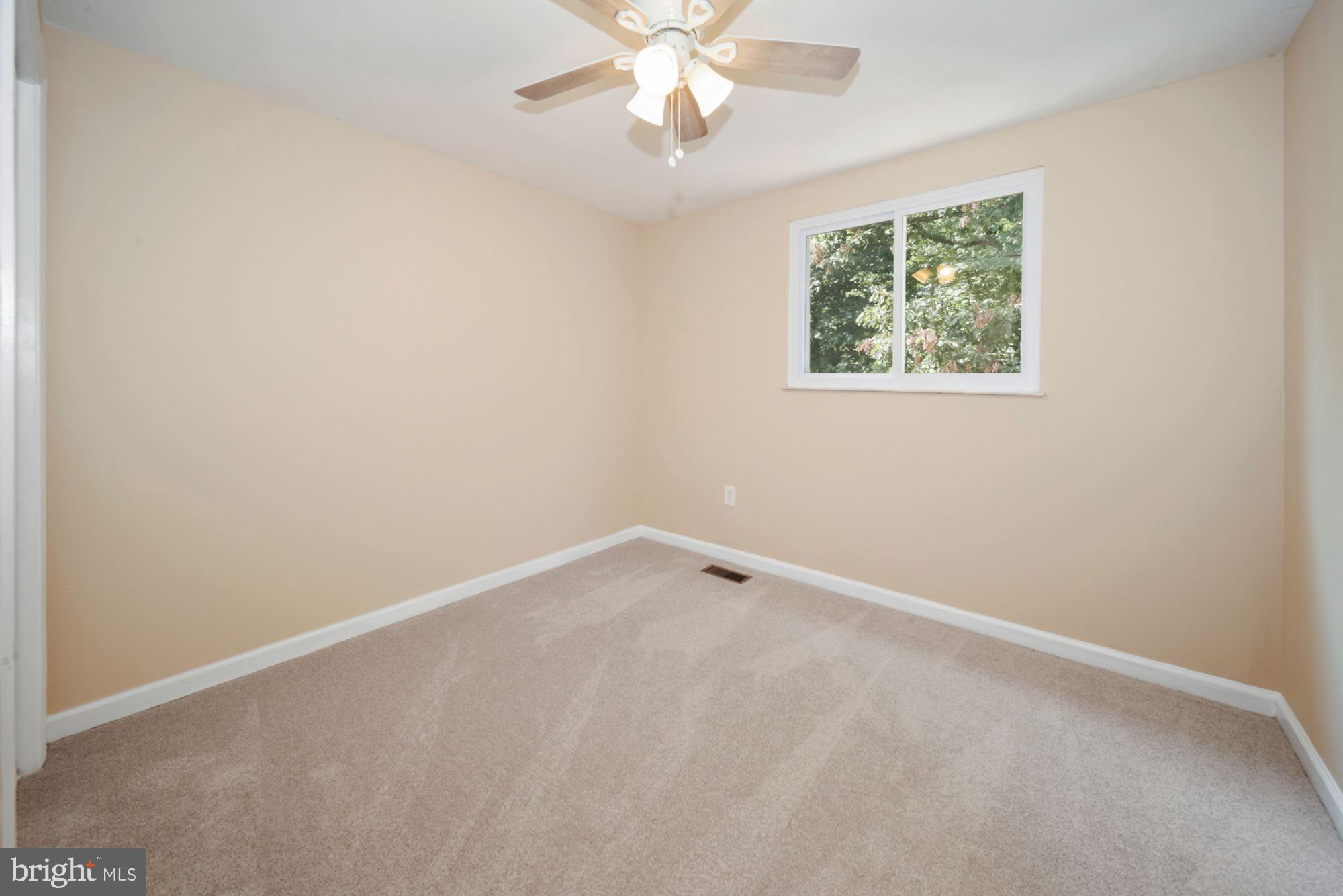 19962 Apple Ridge Place Gaithersburg, MD 20886 - Photo 20 of 31 Bedroom # 3