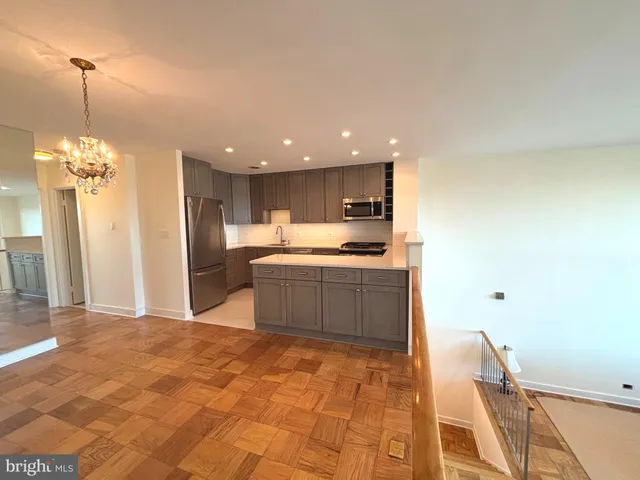 $3,400 | 1200 North Nash Street, Unit 830, Arlington, VA 22209