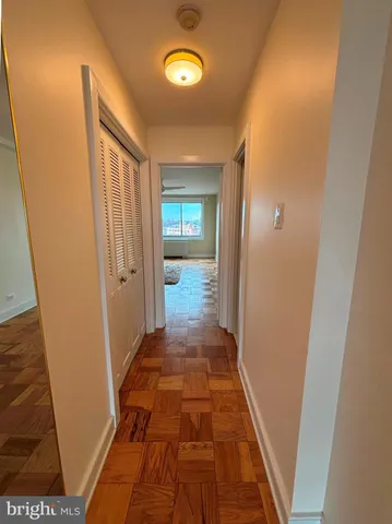 $3,400 | 1200 North Nash Street, Unit 830, Arlington, VA 22209