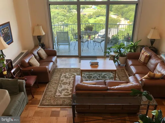 $3,400 | 1200 North Nash Street, Unit 830, Arlington, VA 22209