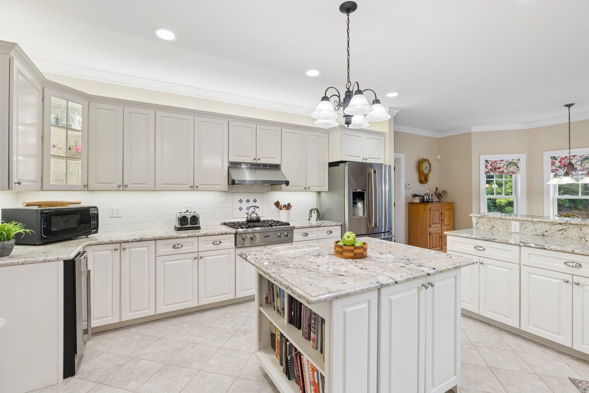 232 Gulf Road Dover, NH 03820 - Photo 25 of 60 Gallery Image 25