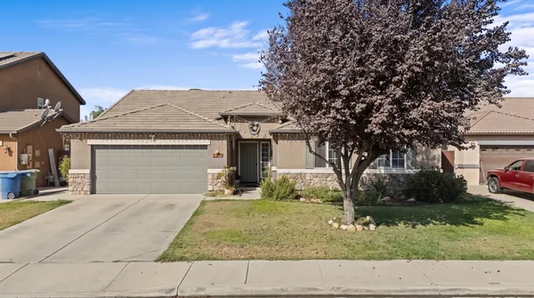 $455,000 | 2215 Fiori Street, Delano, CA 93215