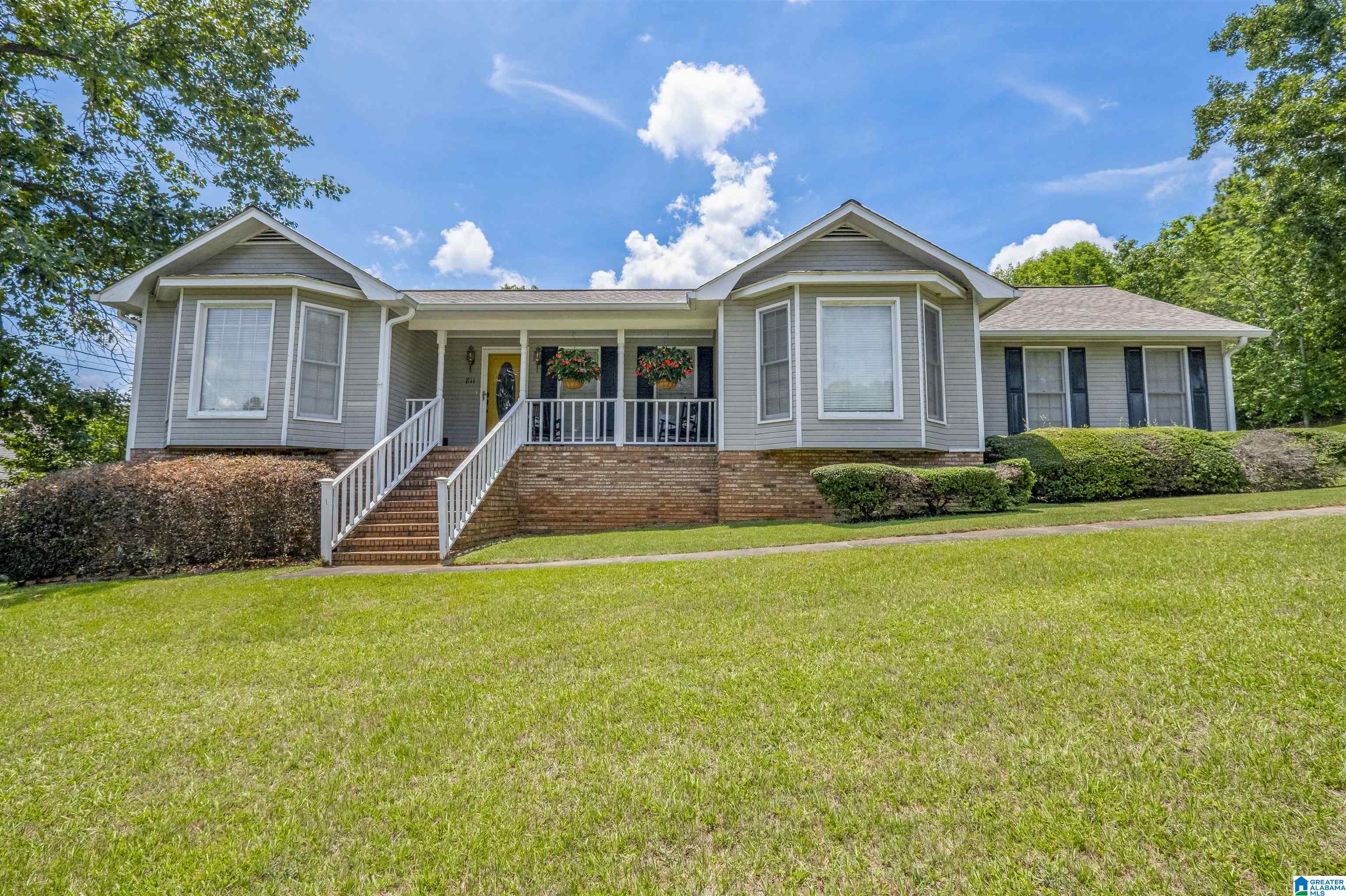 811 Nelson Road Oxford, AL 36203 - Photo 2 of 28