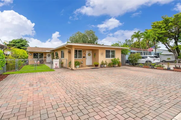 $898,000 | 247 Northwest 51st Avenue, Miami, FL 33126