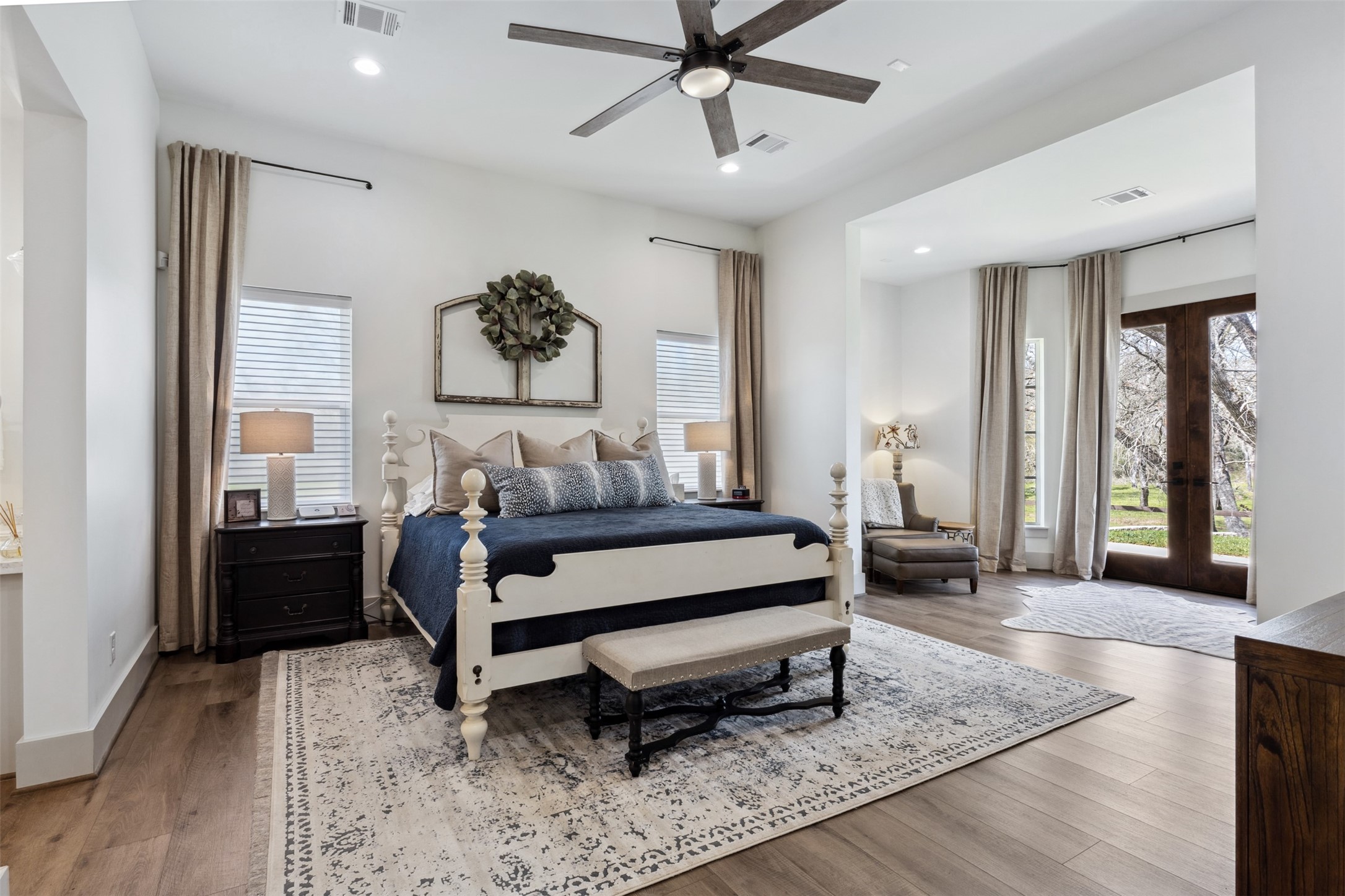 501 Wimberly Circle Hempstead, TX 77445 - Photo 20 of 45 a bedroom with furniture and window