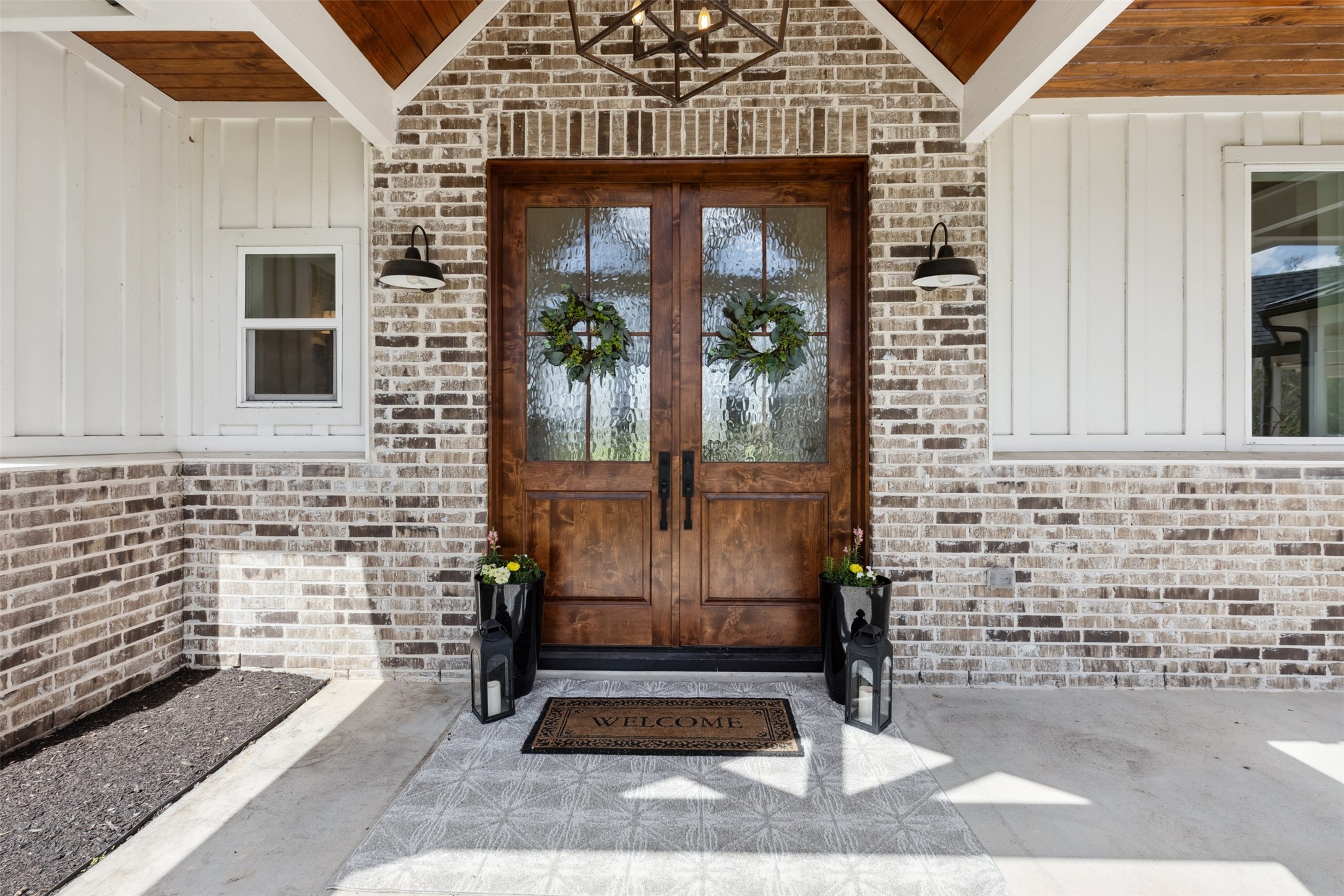 501 Wimberly Circle Hempstead, TX 77445 - Photo 2 of 45 a bench in front of house