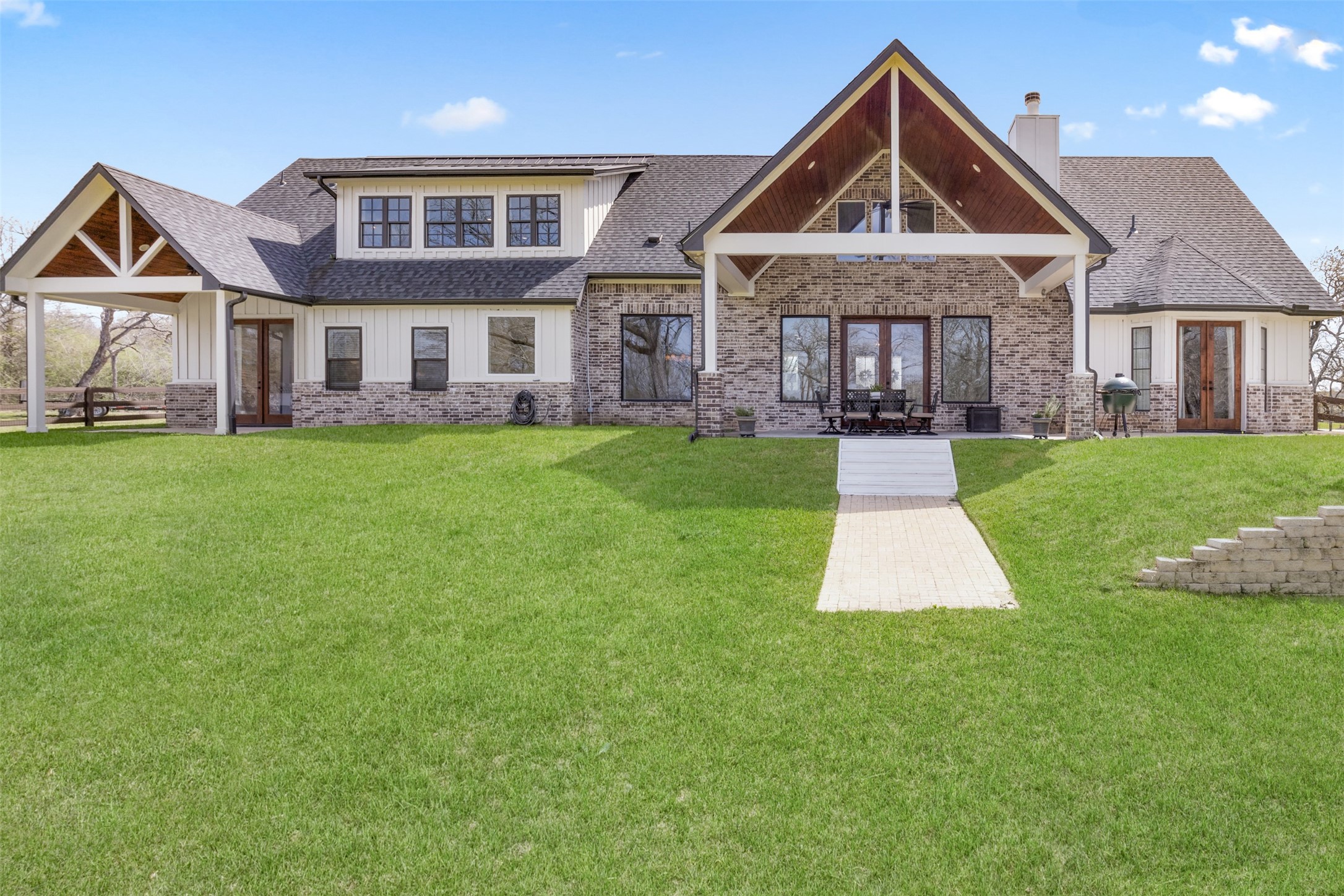 501 Wimberly Circle Hempstead, TX 77445 - Photo 43 of 45 a front view of a house with a yard