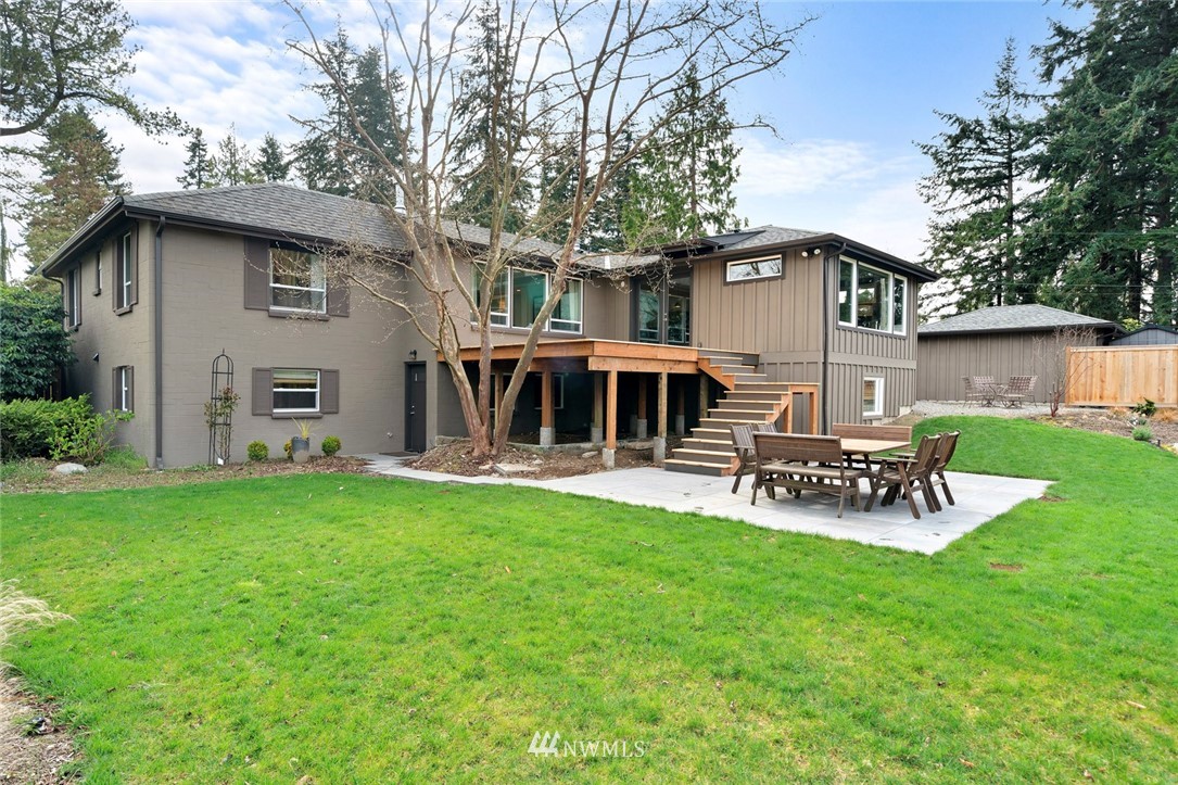 7305 Soundview Drive Edmonds, WA 98026 - Photo 25 of 25 Gallery Image 25