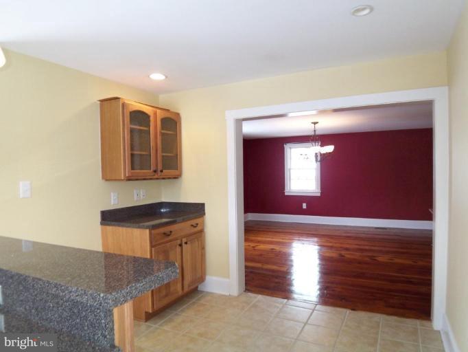 589 Bethel Road Strasburg, VA 22657 - Photo 14 of 26 Kitchen/Dining Room