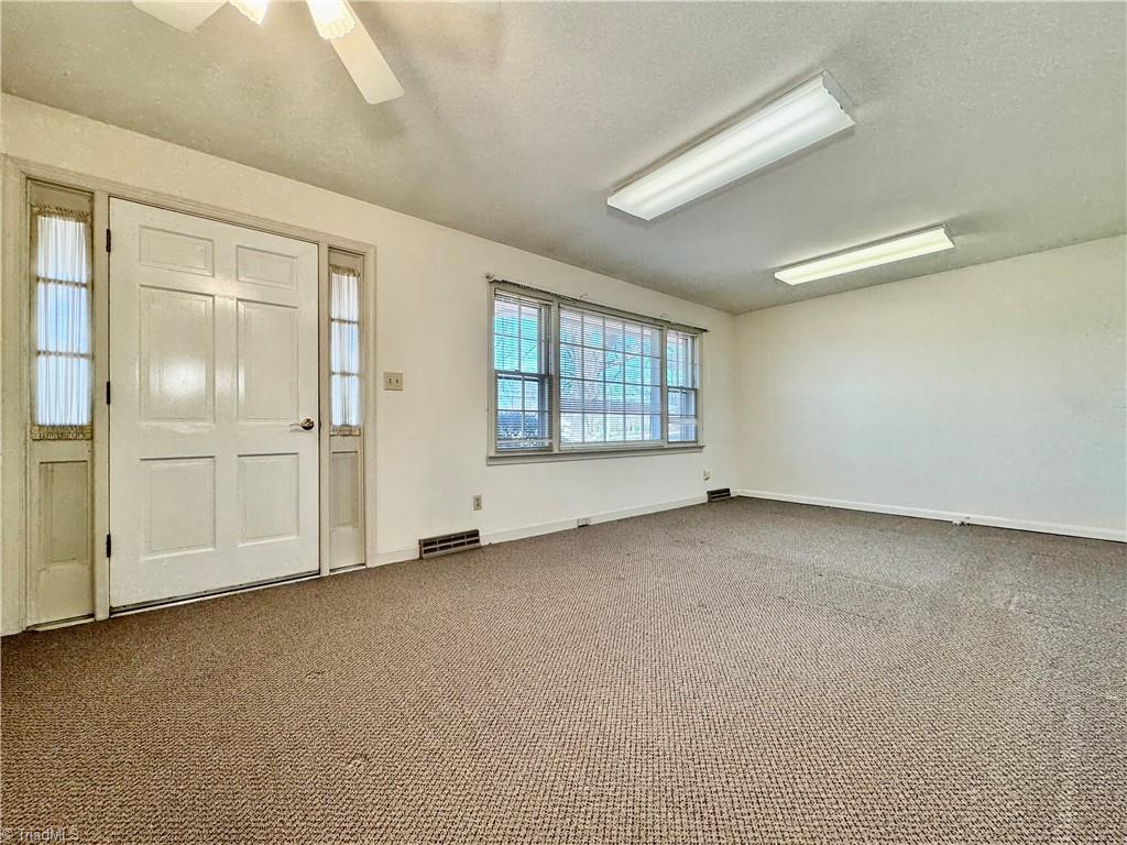 3851 Clemmons Road Clemmons, NC 27012 - Photo 3 of 20 Gallery Image 3