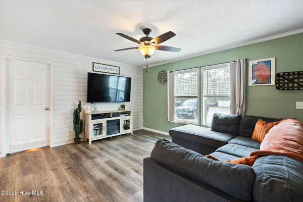 $1,000,000 | 460 Oakey Point Road, Hampstead, NC 28443