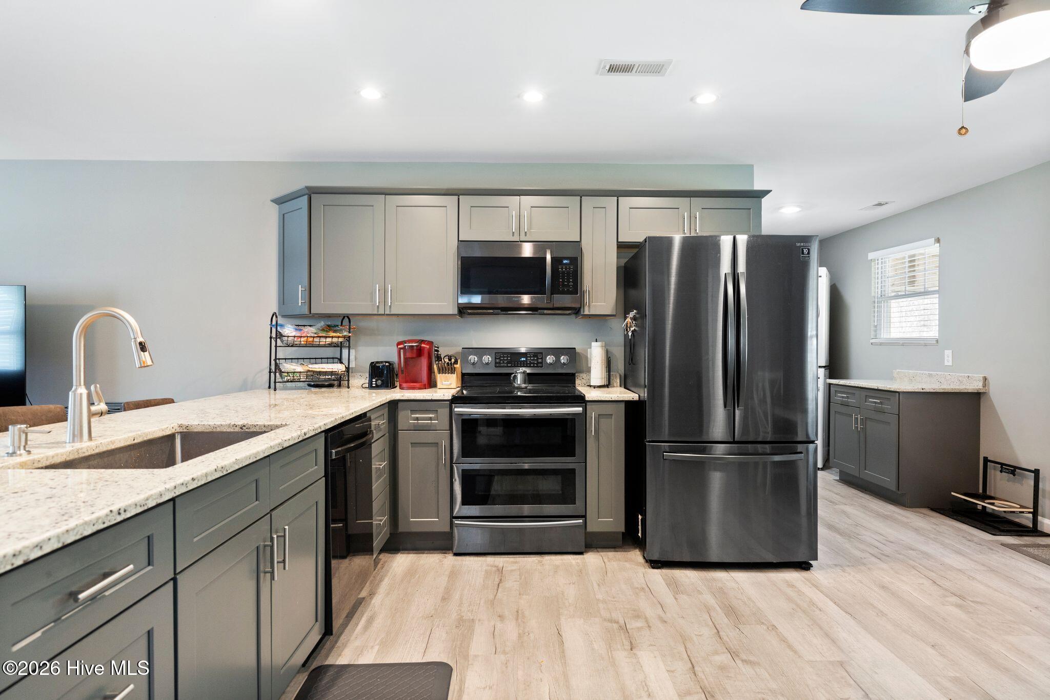 460 Oakey Point Road Hampstead, NC 28443 - Photo 67 of 121 21_DSC08209