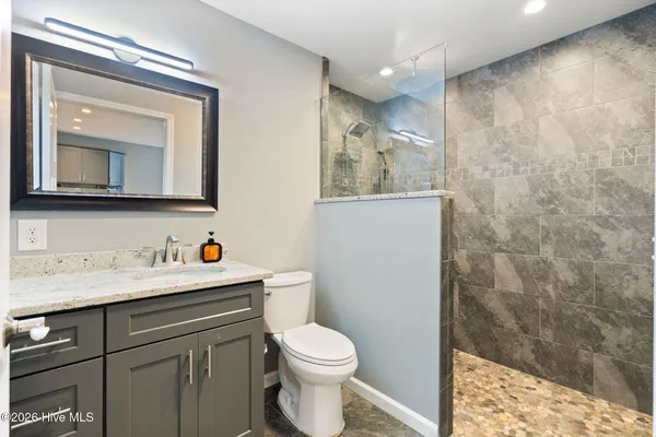 $1,000,000 | 460 Oakey Point Road, Hampstead, NC 28443