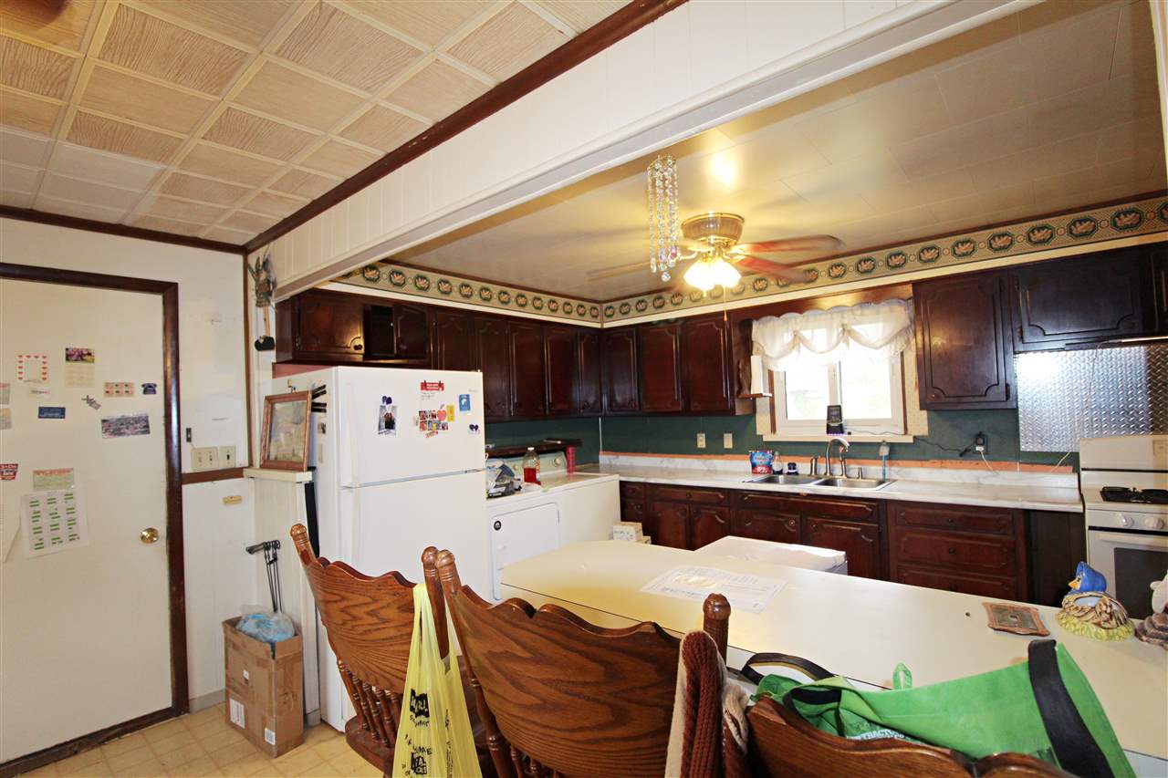 10448 Lake Road Montrose, MI 48457 - Photo 3 of 17