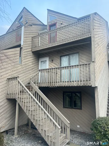$2,100 | 3370 Madison Avenue, Unit 10B, Bridgeport, CT 06606
