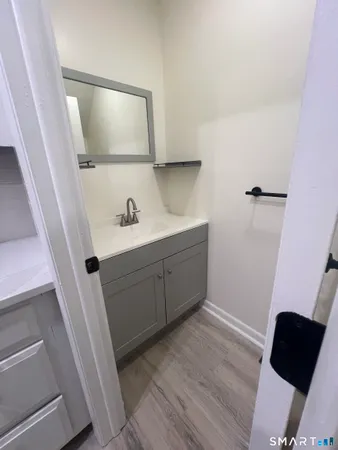 $1,950 | 3370 Madison Avenue, Unit 10B, Bridgeport, CT 06606