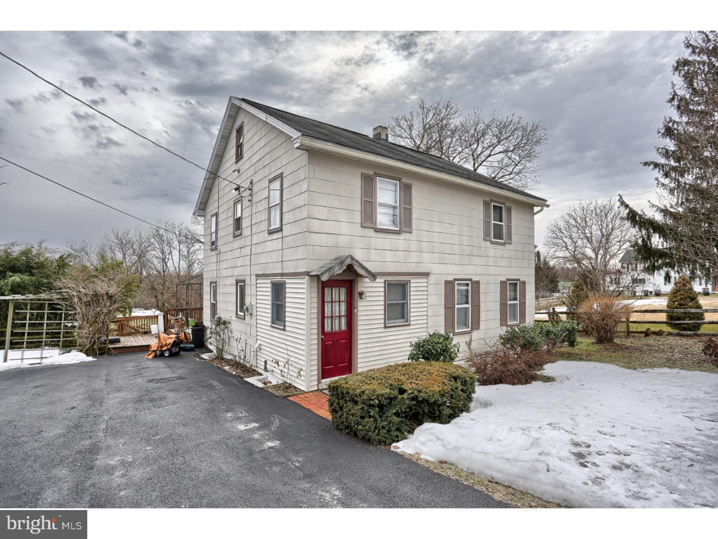 1520 Rothsville Road Lititz, PA 17543 - Photo 1 of 21 Exterior Front