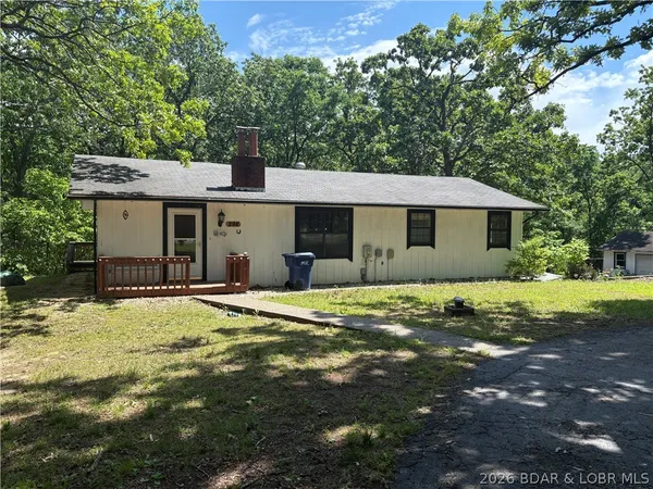 $250,000 | 298 Crawford Drive, Sunrise Beach, MO 65079