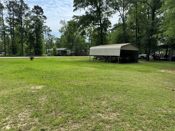 $168,000 | 160 Belize Drive, Point Blank, TX 77364