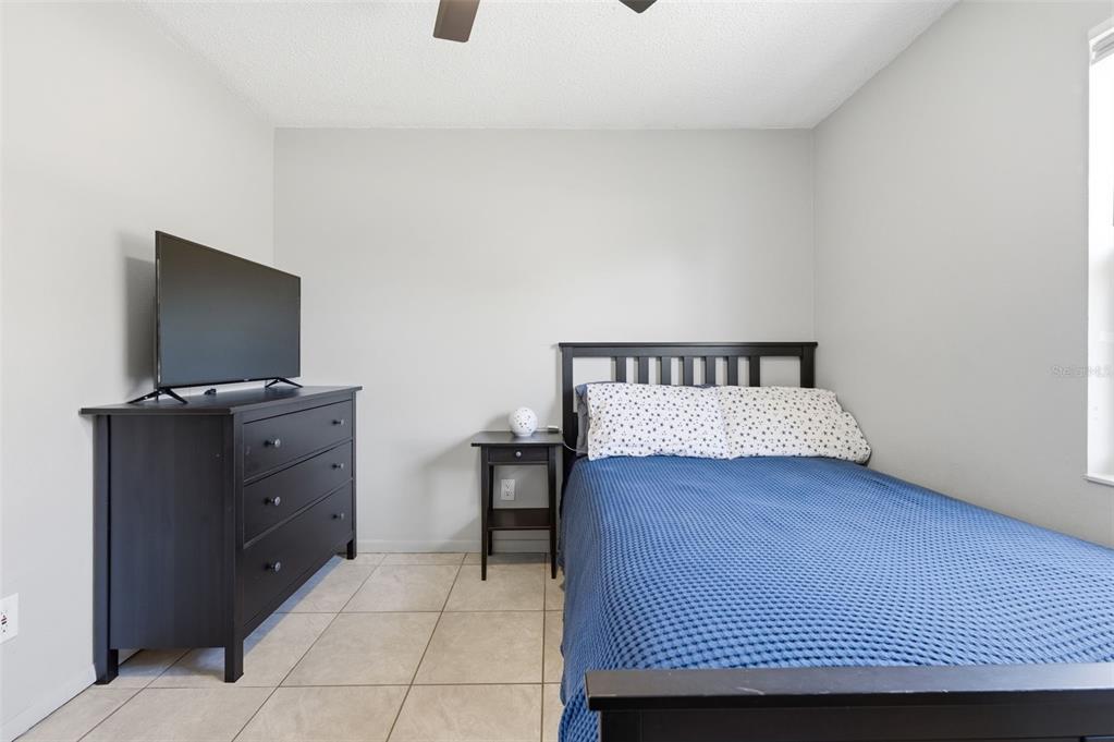 4533 Lakeshore Avenue Spring Hill, FL 34606 - Photo 54 of 60