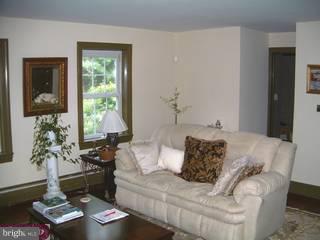 809 Washington Crossing Road Newtown, PA 18940 - Photo 4 of 6 Gallery Image 4