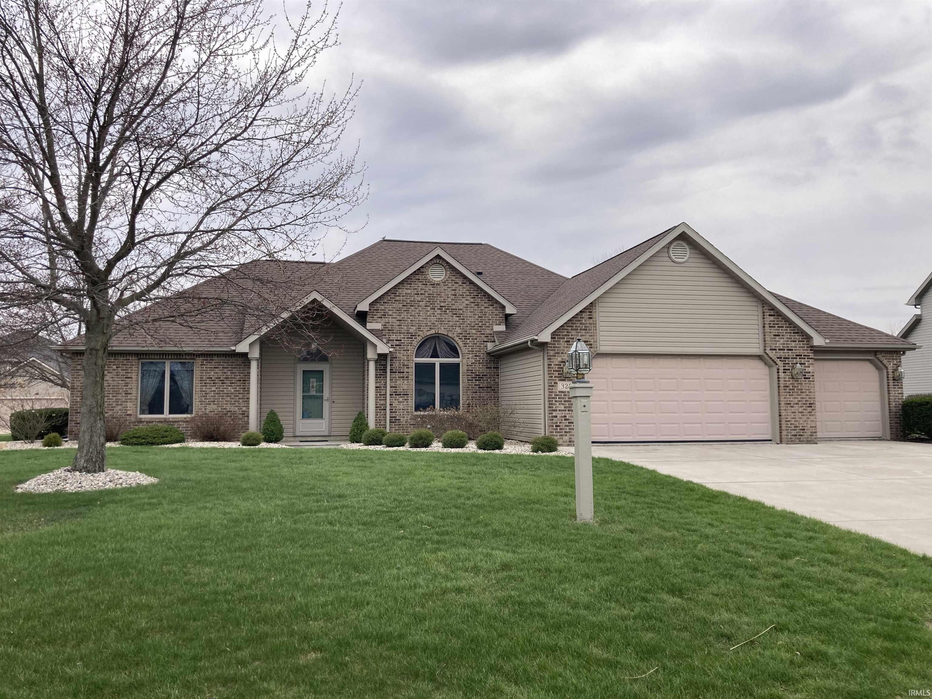 328 Ridge Court Ossian, IN 46777 - Photo 1 of 7