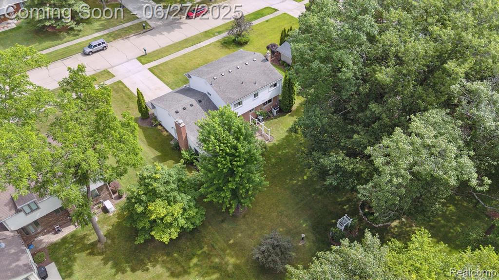8327 Burning Bush Road Grosse Ile, MI 48138 - Photo 33 of 39 Gallery Image 33