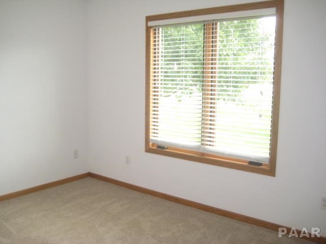 1262 Kingsbury Road Washington, IL 61571 - Photo 9 of 16 Gallery Image 9