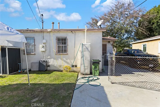 a view of outdoor space yard and patio