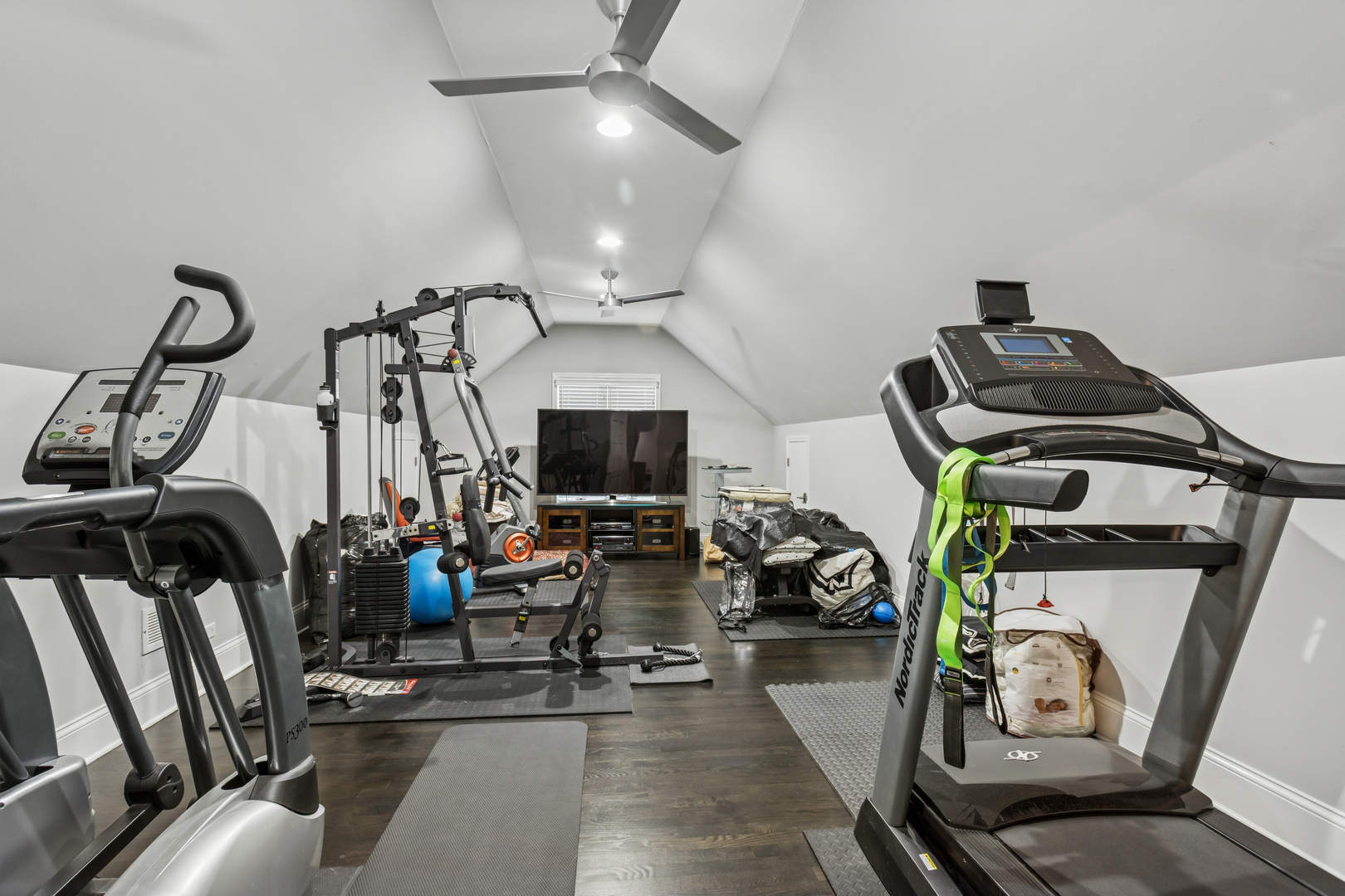 9200 Falling Waters Drive West Burr Ridge, IL 60527 - Photo 17 of 30