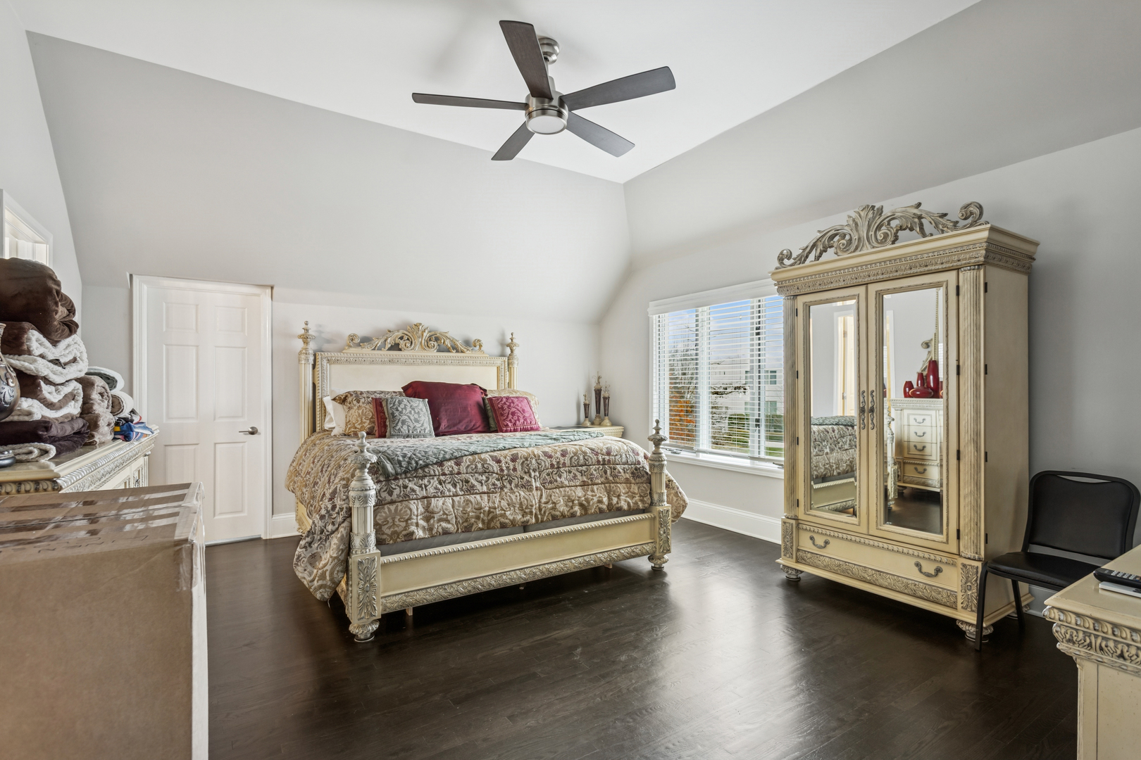 9200 Falling Waters Drive West Burr Ridge, IL 60527 - Photo 18 of 30