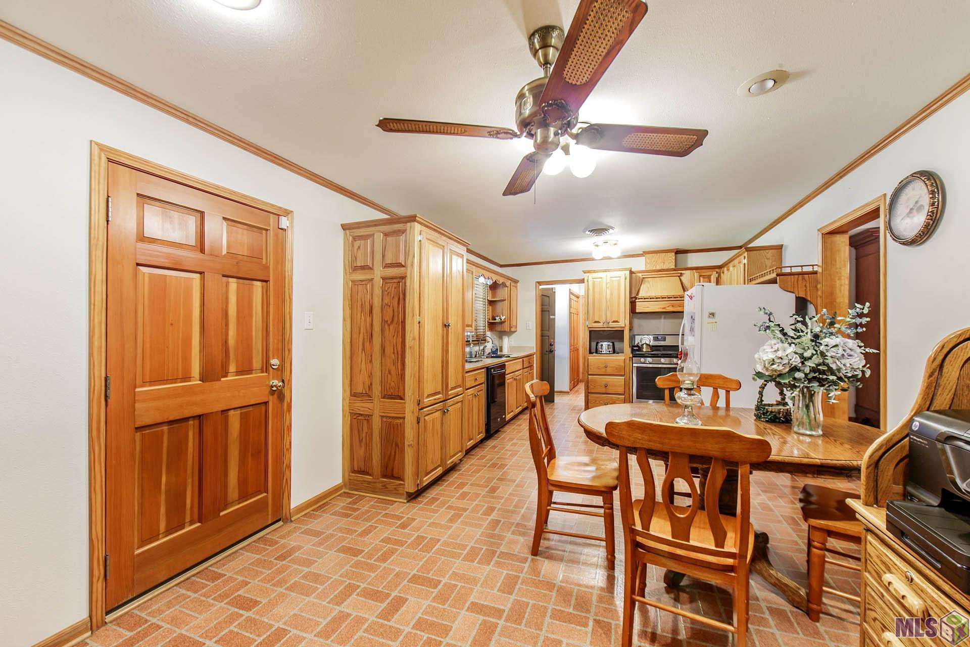402 4 Point Drive Raceland, LA 70394 - Photo 6 of 13