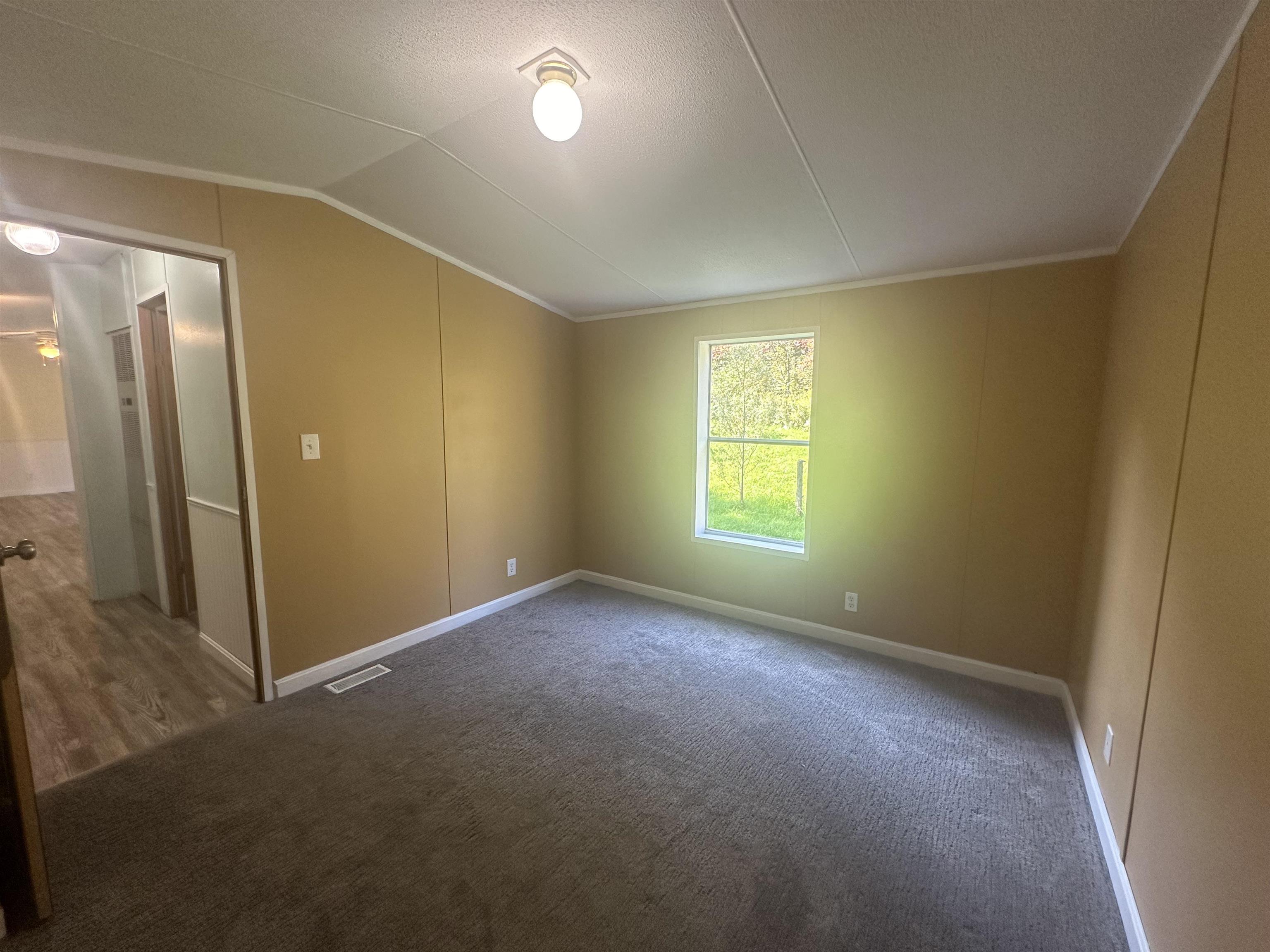 5 Fork Brook Road Hartland, VT 05048 - Photo 5 of 18 Gallery Image 5