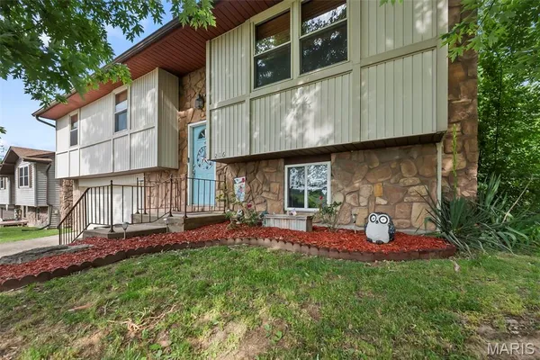 $219,900 | 216 South Shawnee Boulevard, Jackson, MO 63755